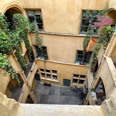 Apartman In | Le Loft Cinema *